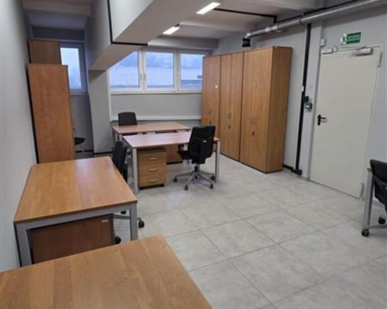 biura do wynajęcia BB8